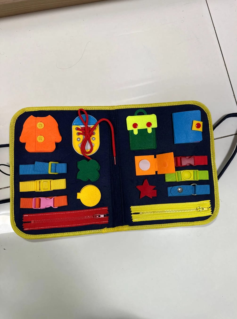 Customer photo review of Planche d'activité Montessori