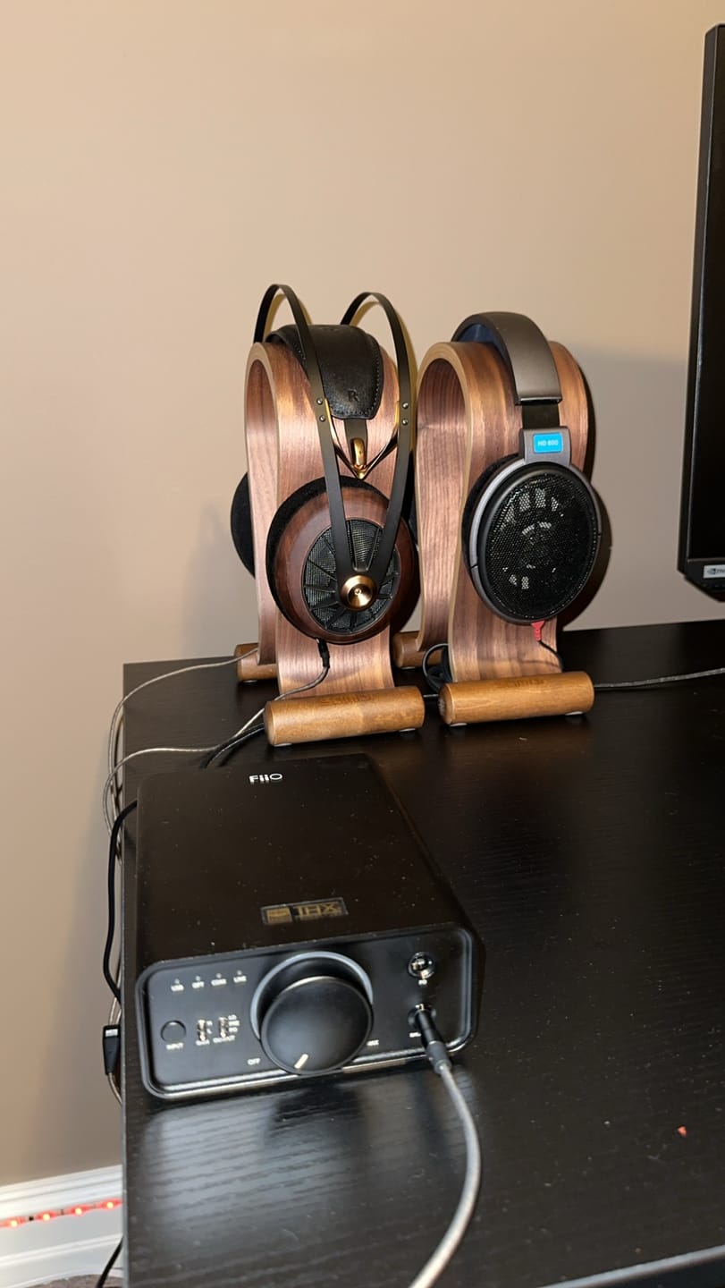 Customer photo review of Meze Audio 109 PRO Headphones