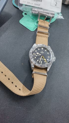 Customer photo review of Five Eye Nylon Strap