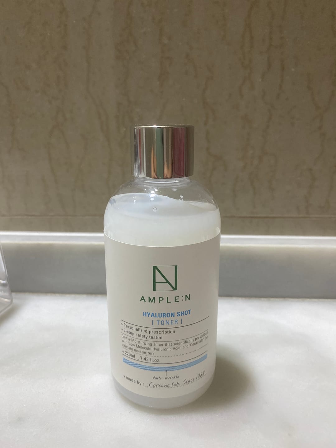 Customer photo review of Tónico Facial Hidrantante Amplen Ácido Hialurónico 220ml