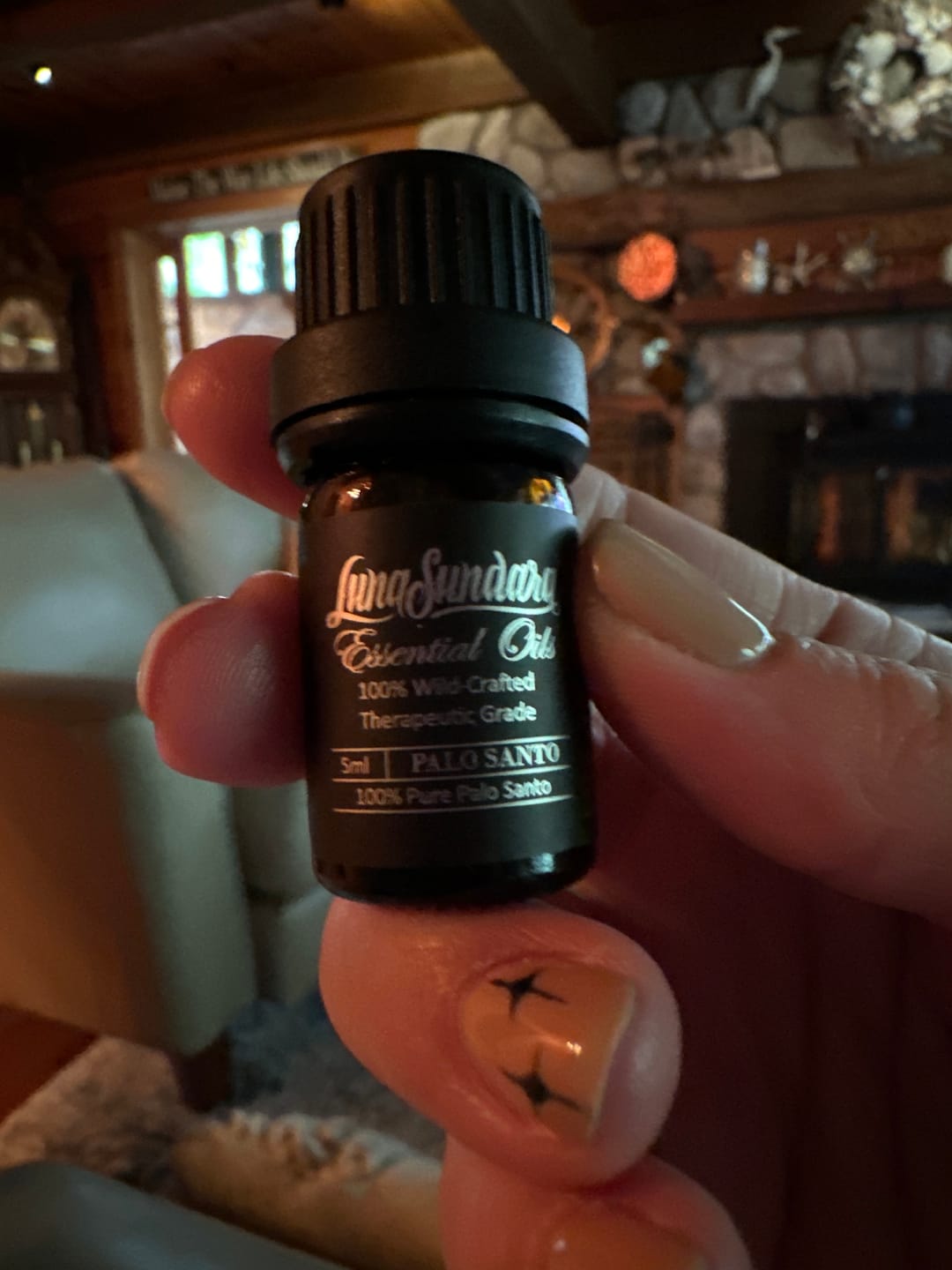 Customer photo review of Peruvian Palo Santo Essential Oil 100% Pure Wildcrafted