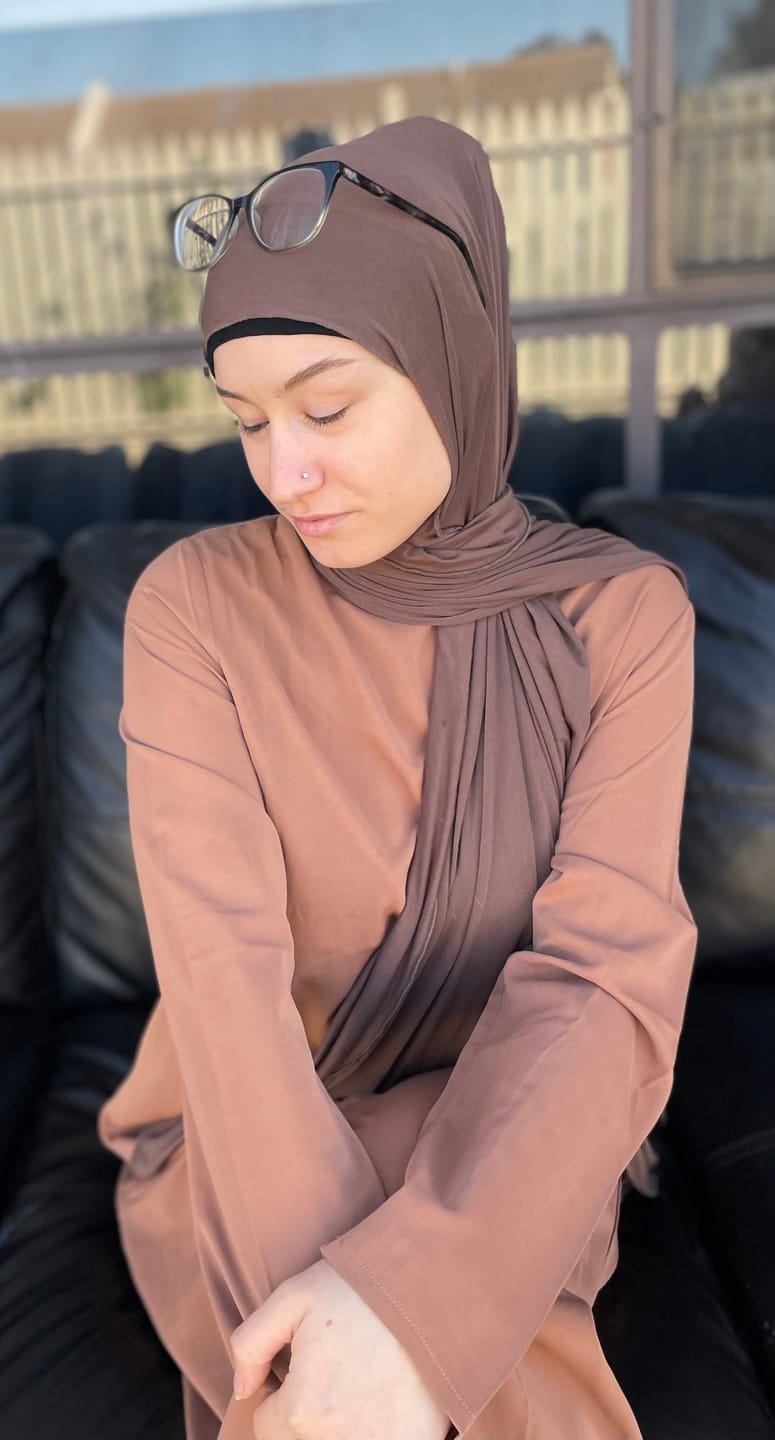 Customer photo review of Essential Coffee Abaya with Pockets