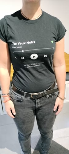 Customer photo review of Your Favorite Song T-Shirt Music Player