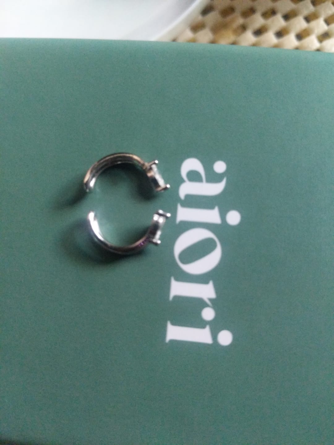 Customer photo review of Swirl Ear Cuff