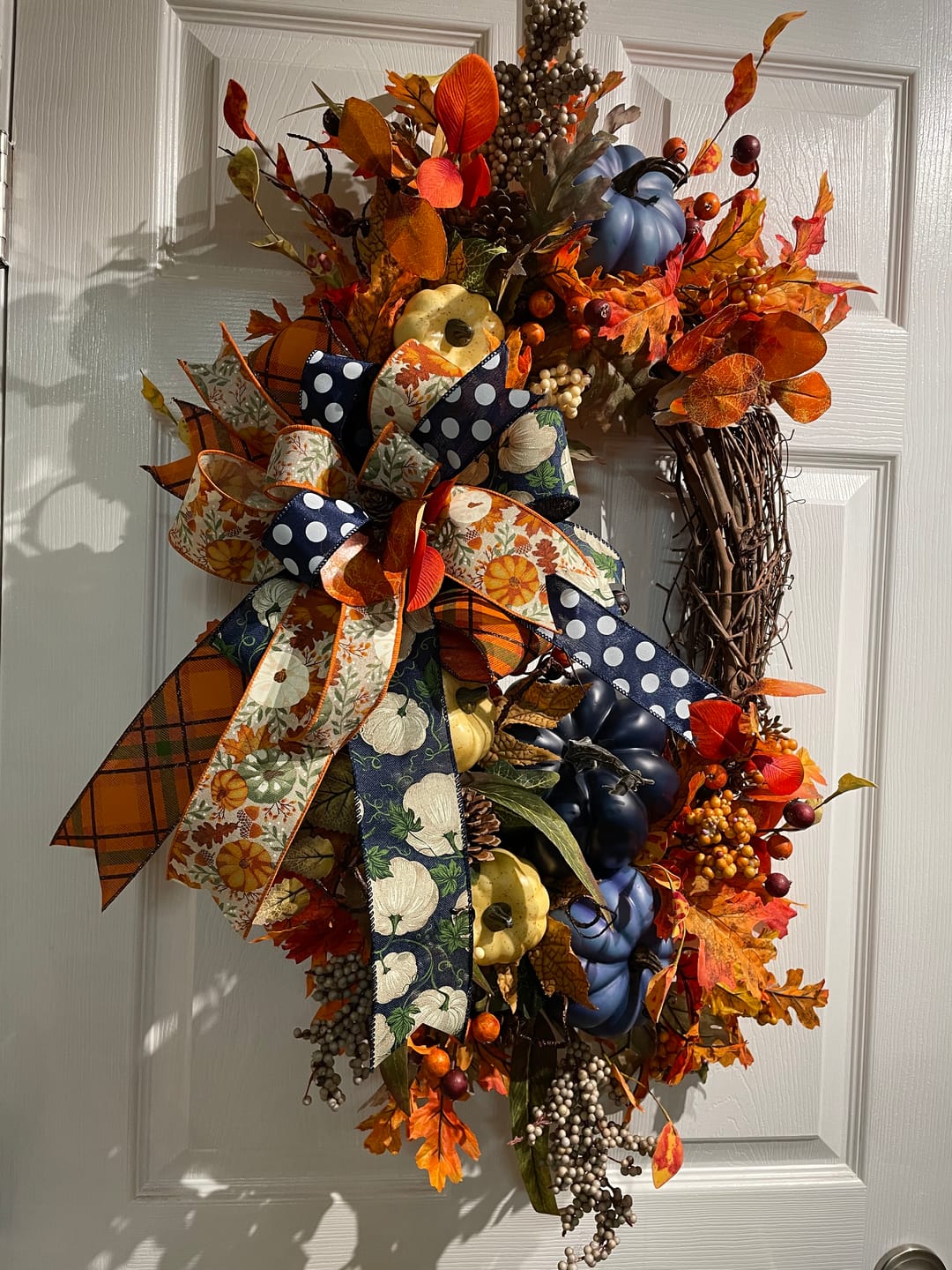 Customer photo review of 18" Oval Grapevine Wreath - DECOE-037