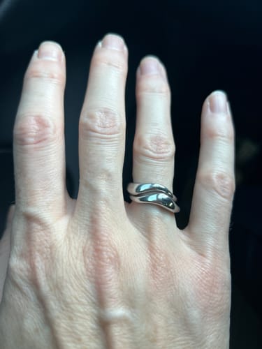 Customer photo review of Curves Ring Set - Silver