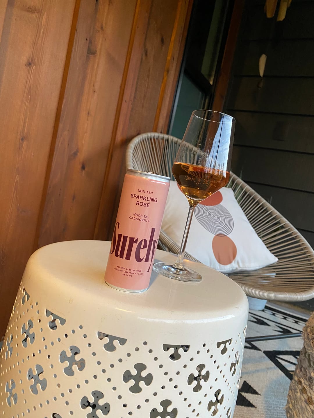 Customer photo review of Non-Alcoholic Sparkling Rosé Can 4-Pack
