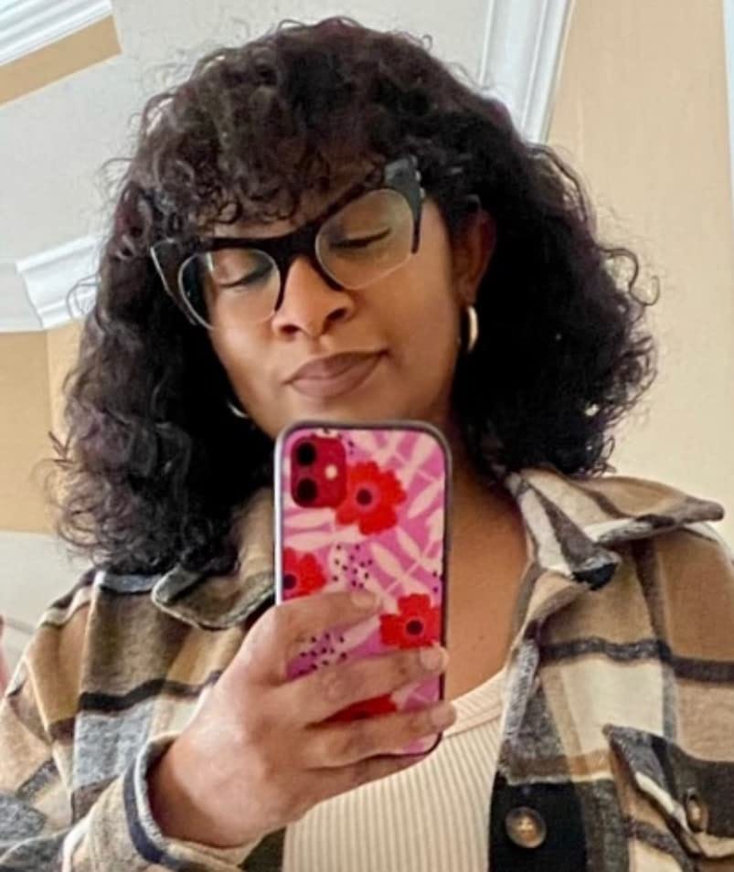 Customer photo review of Luvwin Water Wave Short Bang Wig No Lace Beginner Friendly 100% Human Hair