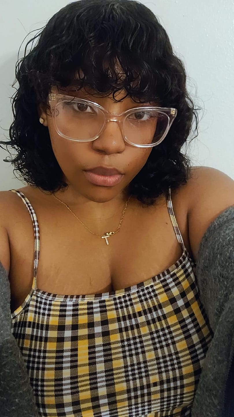 Customer photo review of Luvwin Water Wave Short Bang Wig No Lace Beginner Friendly 100% Human Hair