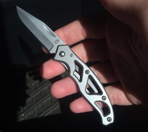 Customer photo review of Mystery Knives Box™