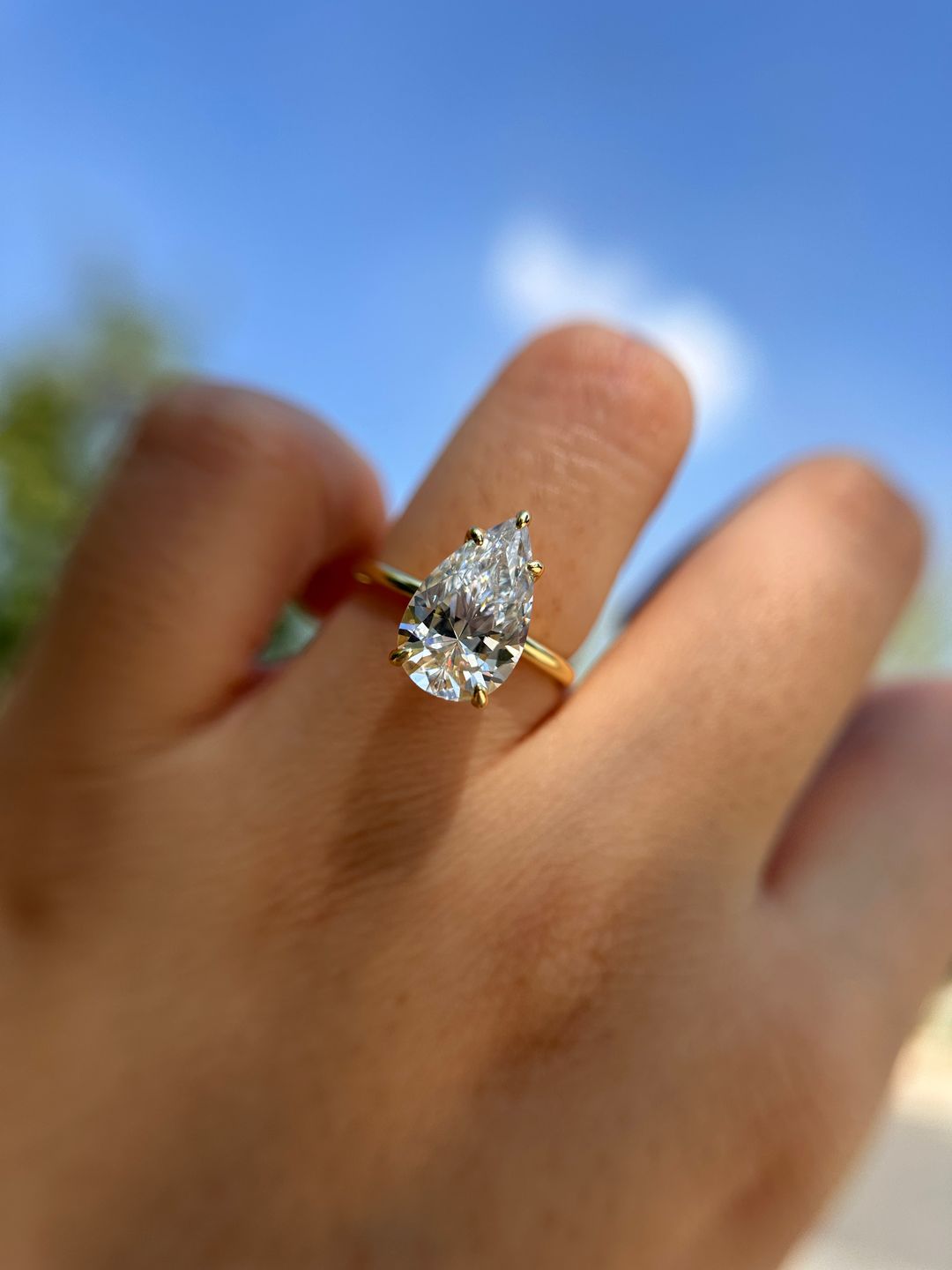 Customer photo review of S925 Classic 2.5~4.5 Carat Pear Cut Engagement Ring In Sterling Silver Everyday Wearable Ring