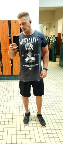 Customer photo review of ATLAS : ENDURE - Vintage Tee