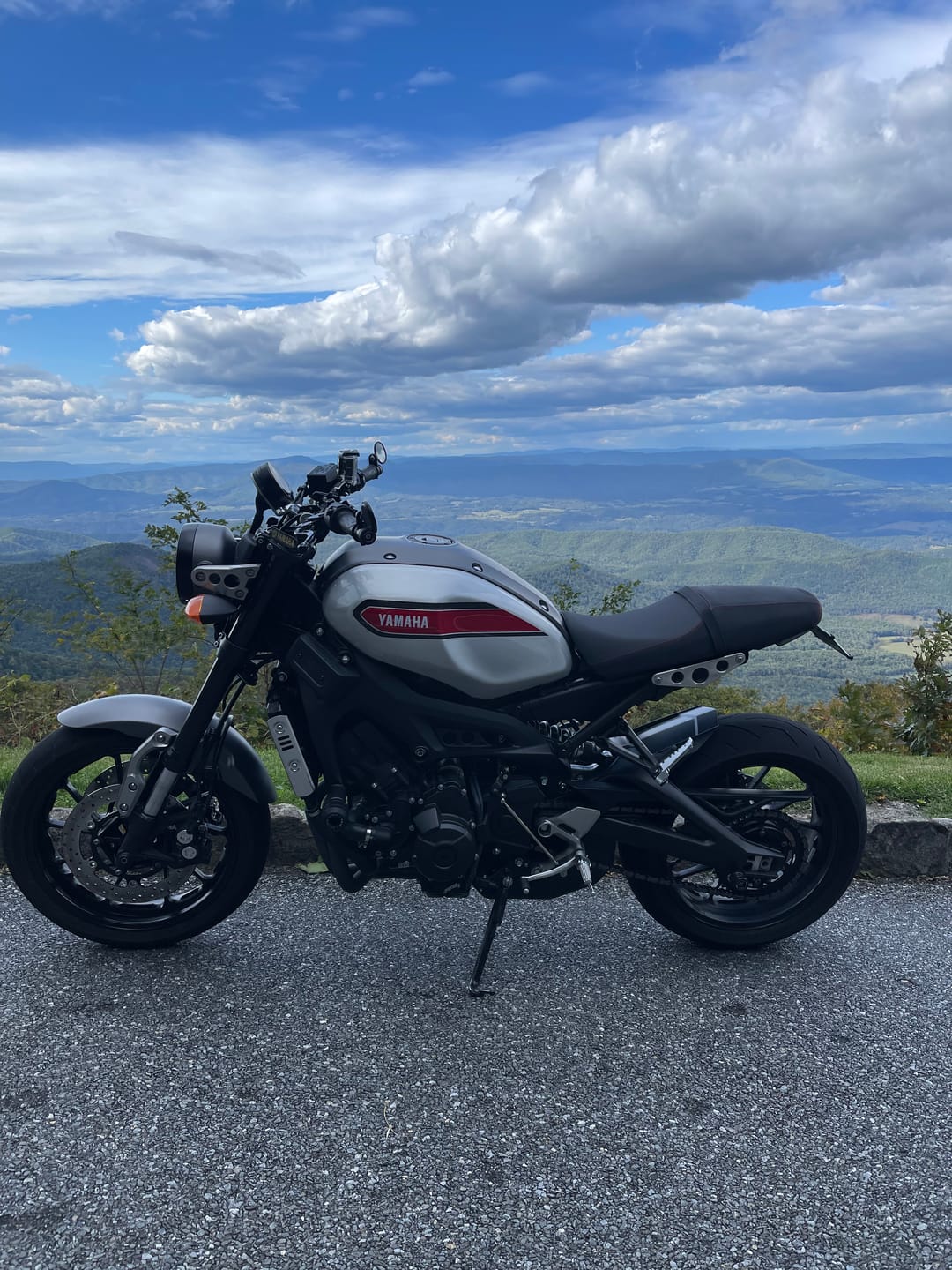 Customer photo review of Rhino Moto - Gen 1 - Threaded Mirror Mount & Mirror Kits - XSR 900 2016-2021