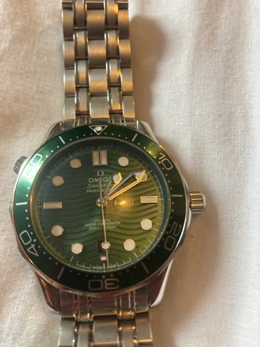 Customer photo review of Replica Top Clone Omega 2022 New Sea-master Diver 300m Silver Green