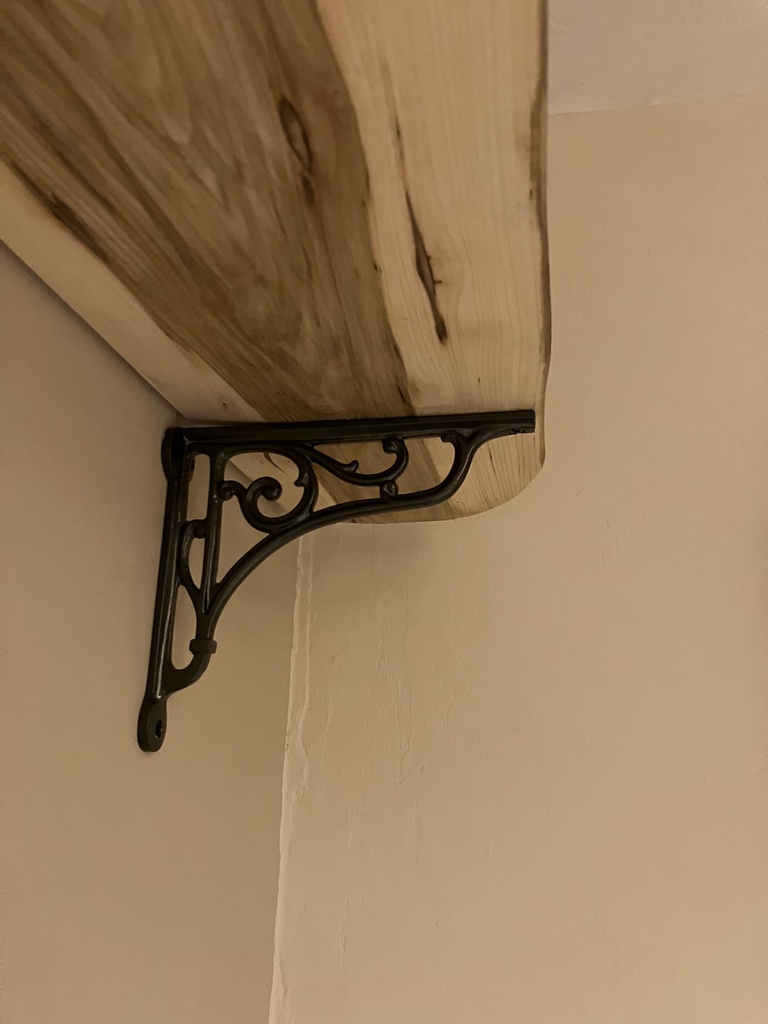 Customer photo review of 8 Inch Victorian Scroll Cast Iron Shelf Bracket