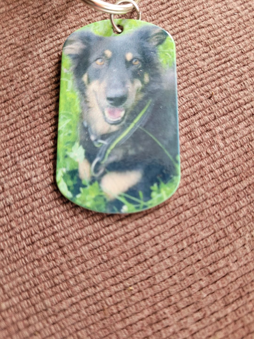 Customer photo review of Doppeltes Foto - Individueller Dog Tag Schlüsselanhänger