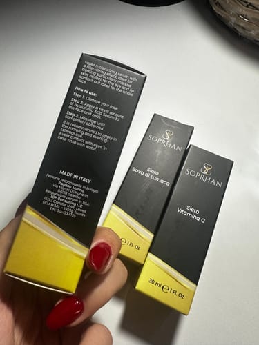 Customer photo review of Siero Acido Ialuronico + Vitamina C         -       2 al prezzo di 1 (30 ml per Siero)