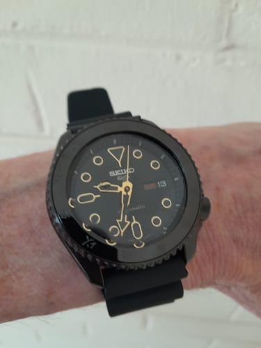 Customer photo review of Seiko Men's 42.50mm Automatic Watch SRPK39
