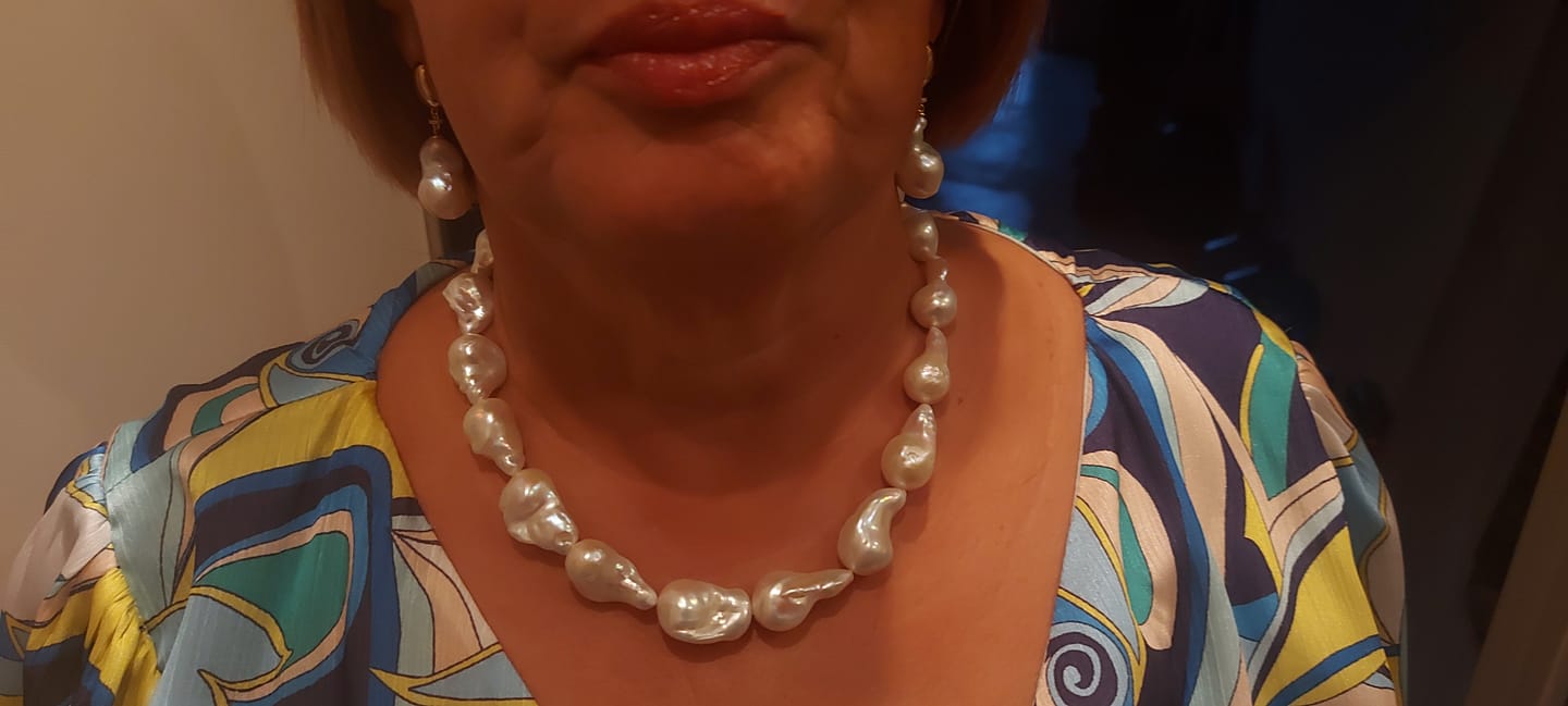 Customer photo review of BELLA & DEMELZA - Classic Baroque Pearl Jewel Set