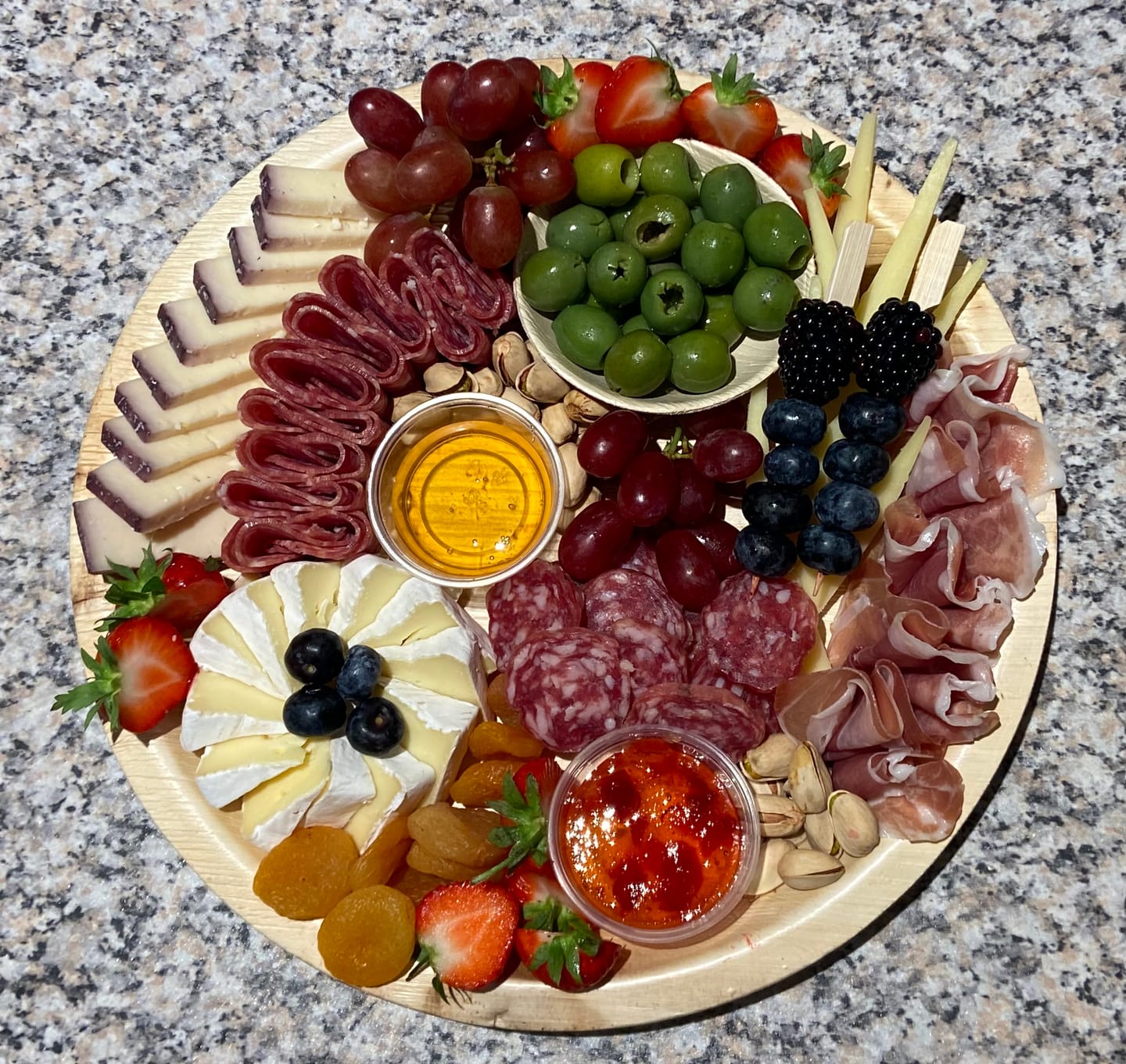 Customer photo review of 12" (30cm) Large Round Palm Leaf Compostable Plates