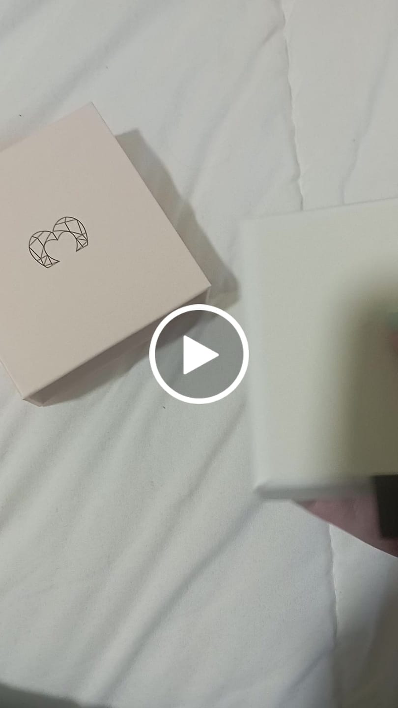 Customer video review of Pendientes Aros