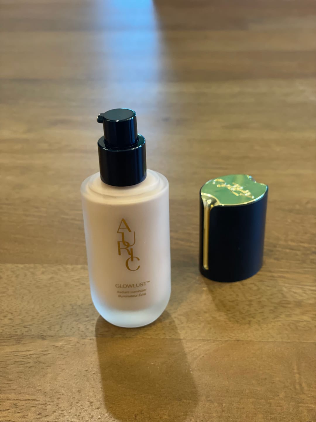 Customer photo review of Glow Lust™ Radiant Luminizer