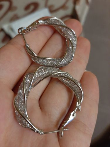 Customer photo review of Jewelance™ Twist - Fashion Twist Øreringe