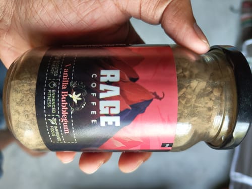 Customer photo review of Creme caramel 50 gms  + Vanilla Bubblegum 50 gms + Caffeine Almond Bar Pack of 2 + Frother  + Dark Chocolate sachets 10 pcs