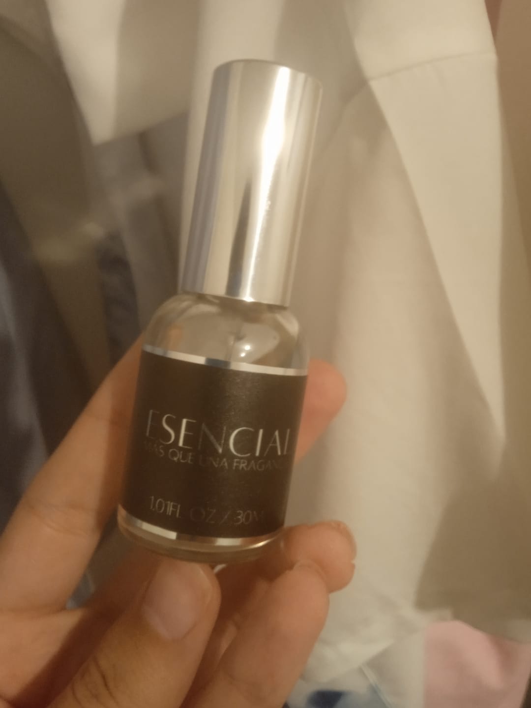 Customer photo review of H300 Inspirado en: Ombré Leather Parfum - Tom Ford