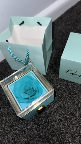 Customer photo review of Eternal Rose Box - W/ Engraved Necklace & Real Rose.