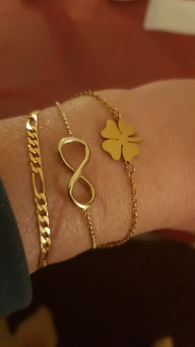Customer photo review of Bracelet trèfle à quatre feuilles en acier inoxydable