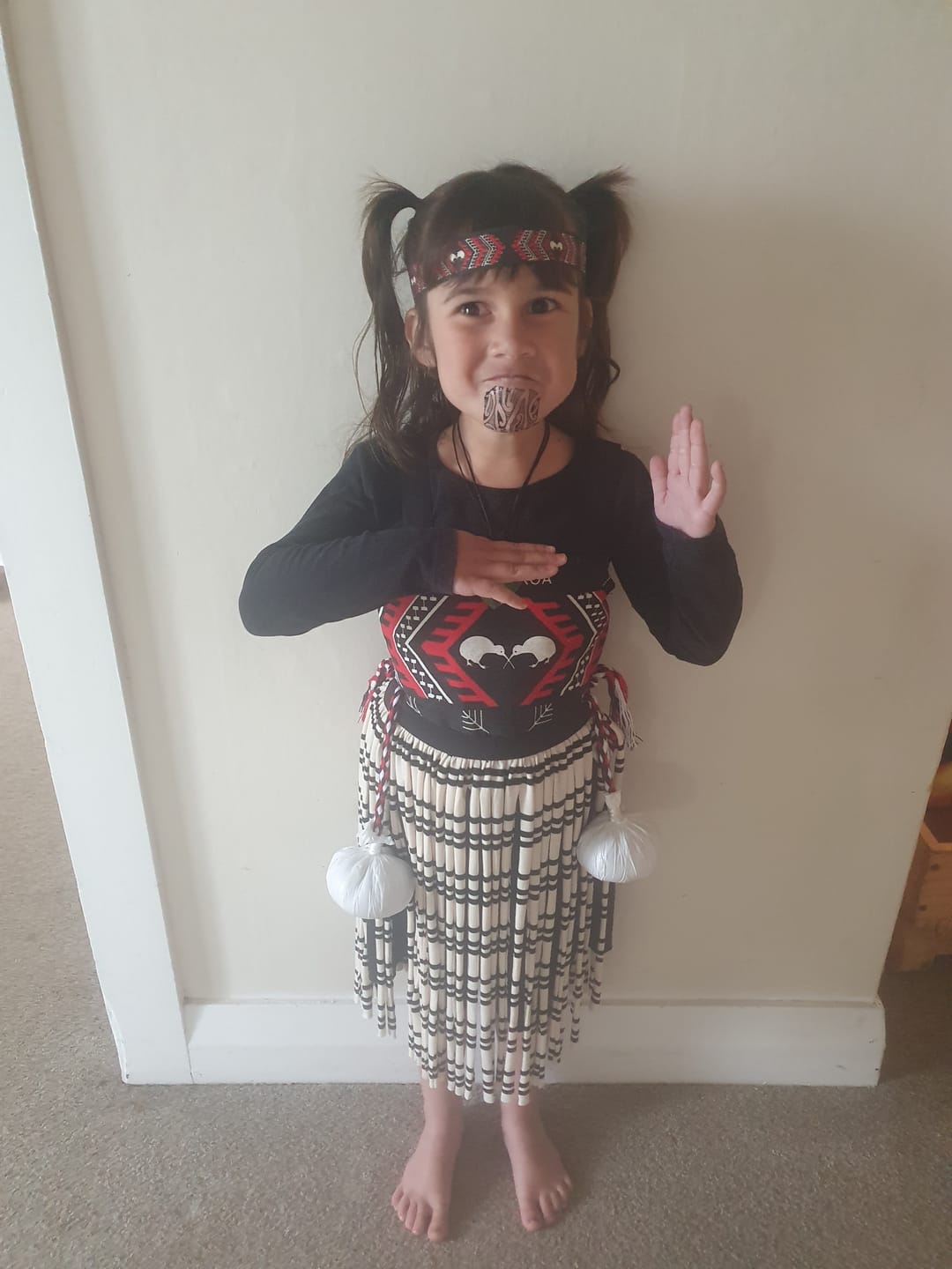 Customer photo review of Kapa Haka Maori Girls Costume