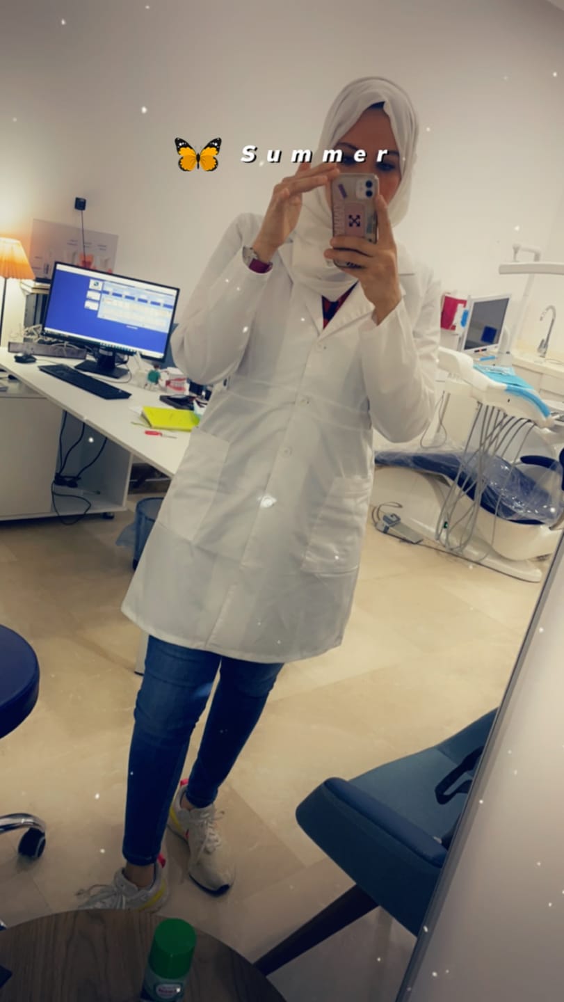 Customer photo review of لابكوت تاب ويست الطويل من أدار