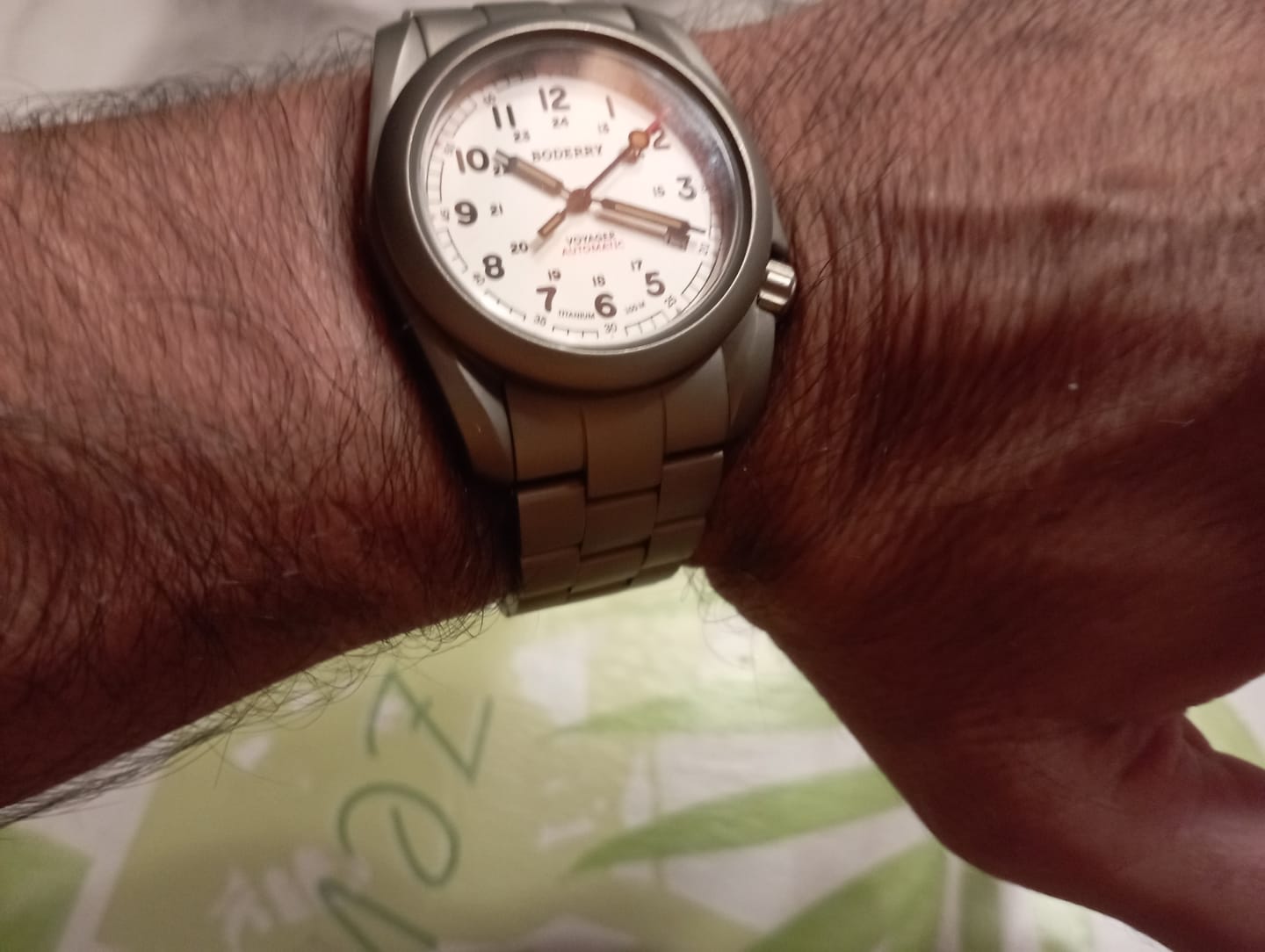 Customer photo review of 3-link Titanium Bracelet | 22mm lug width,Fits only for Voyager Watch