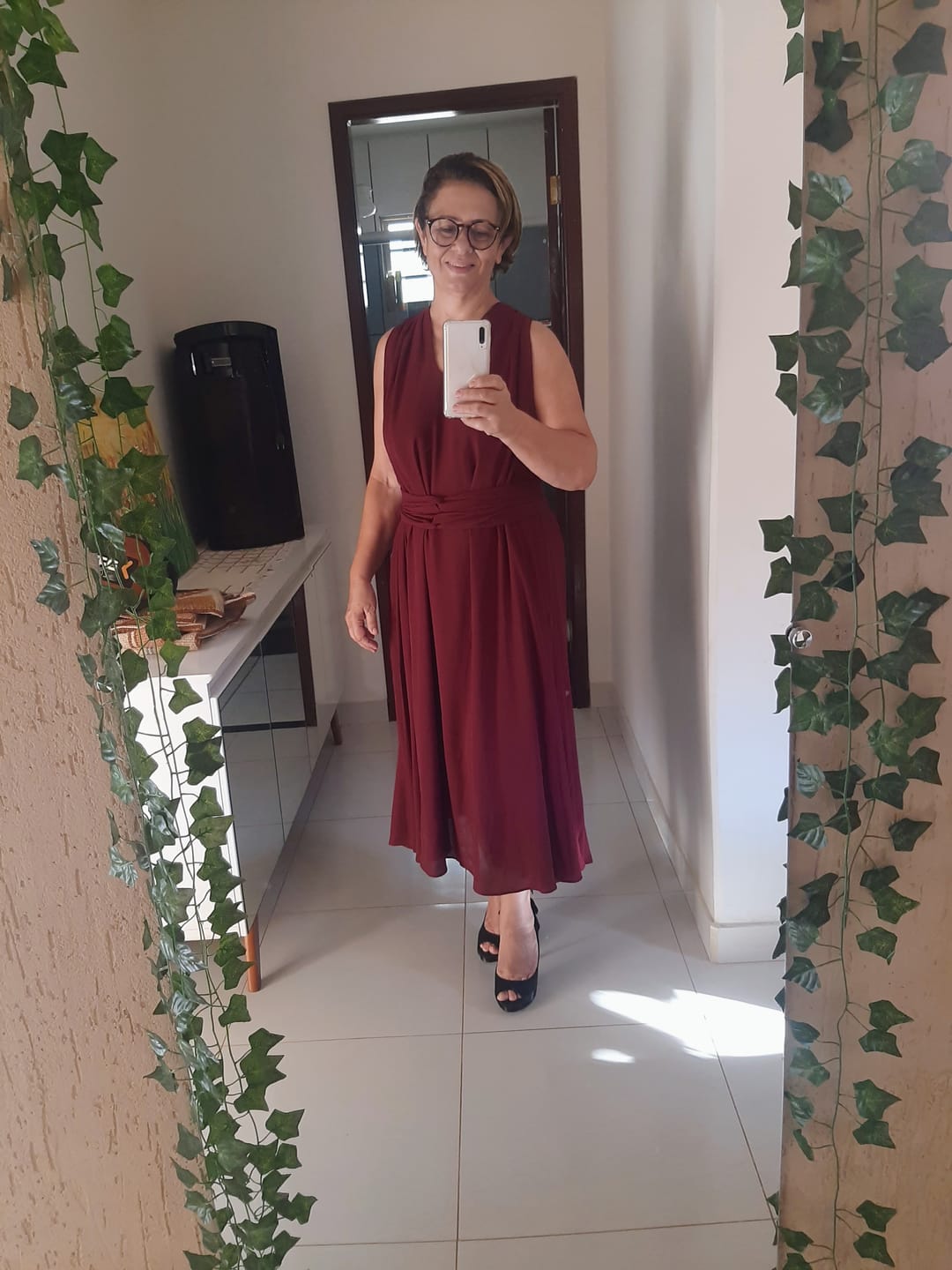 Customer photo review of Vestido Longuete Conf Tamanho Único - Marsala