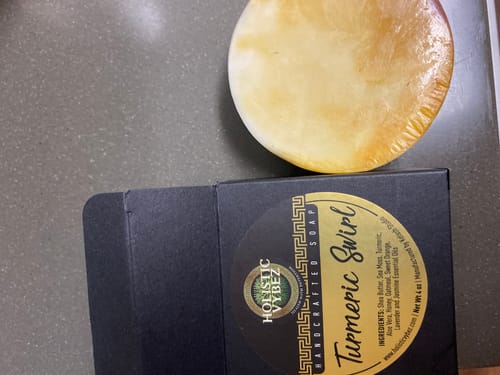 Customer photo review of TURMERIC SWIRL - Sea Moss Body Soap