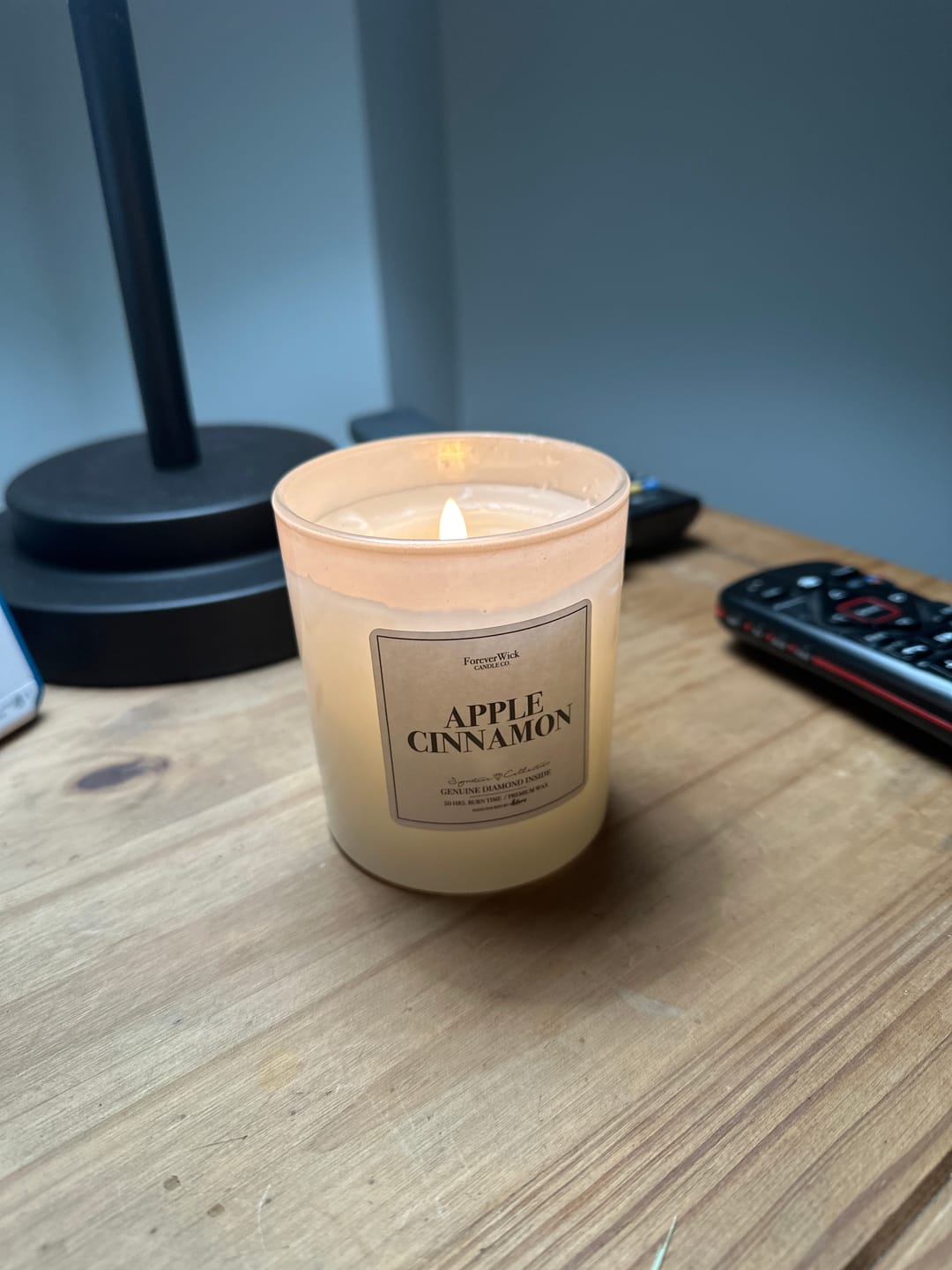 Customer photo review of Apple Cinnamon Diamond Candle