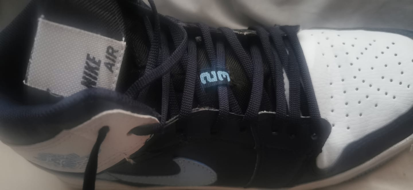 Customer photo review of Tenis Retro 1 Navy Blue