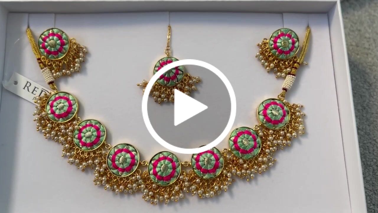 Customer video review of Mini Mandala Necklace