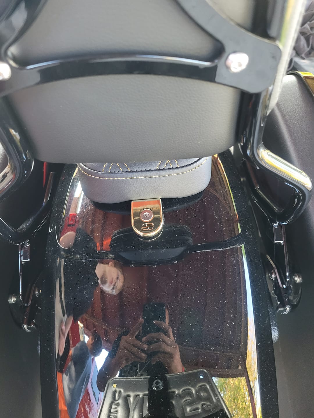 Customer photo review of SADDLEMEN GOLD SECURITY SCREW