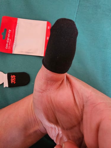 Customer photo review of "Consistency V2" Finger Sleeves Three Pack