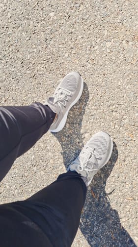 Customer photo review of Maven Lightweight Steel Toe Work Sneakers