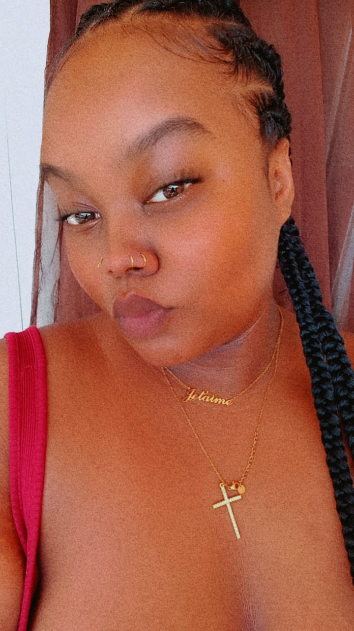Customer photo review of Le double piercing
