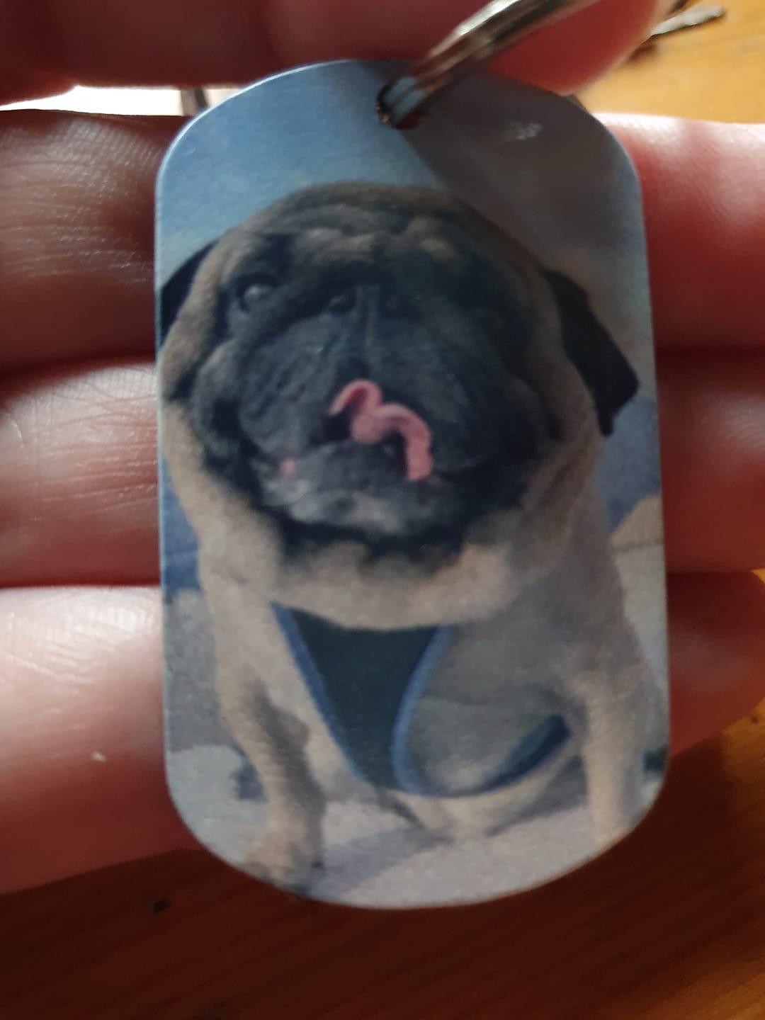 Customer photo review of Per sempre nel cuore - Portachiavi piastrina personalizzato