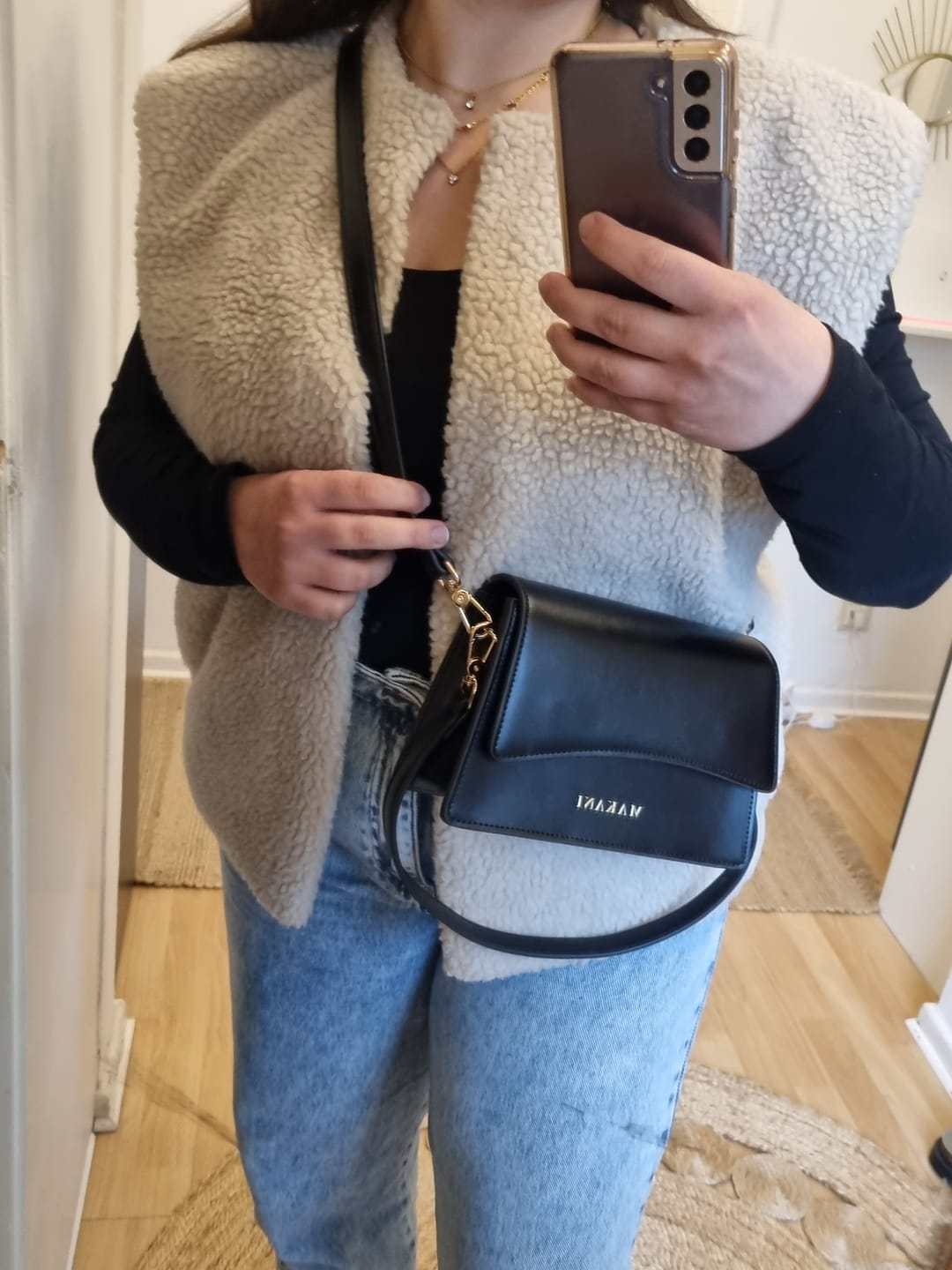 Customer photo review of MANA - BLACK