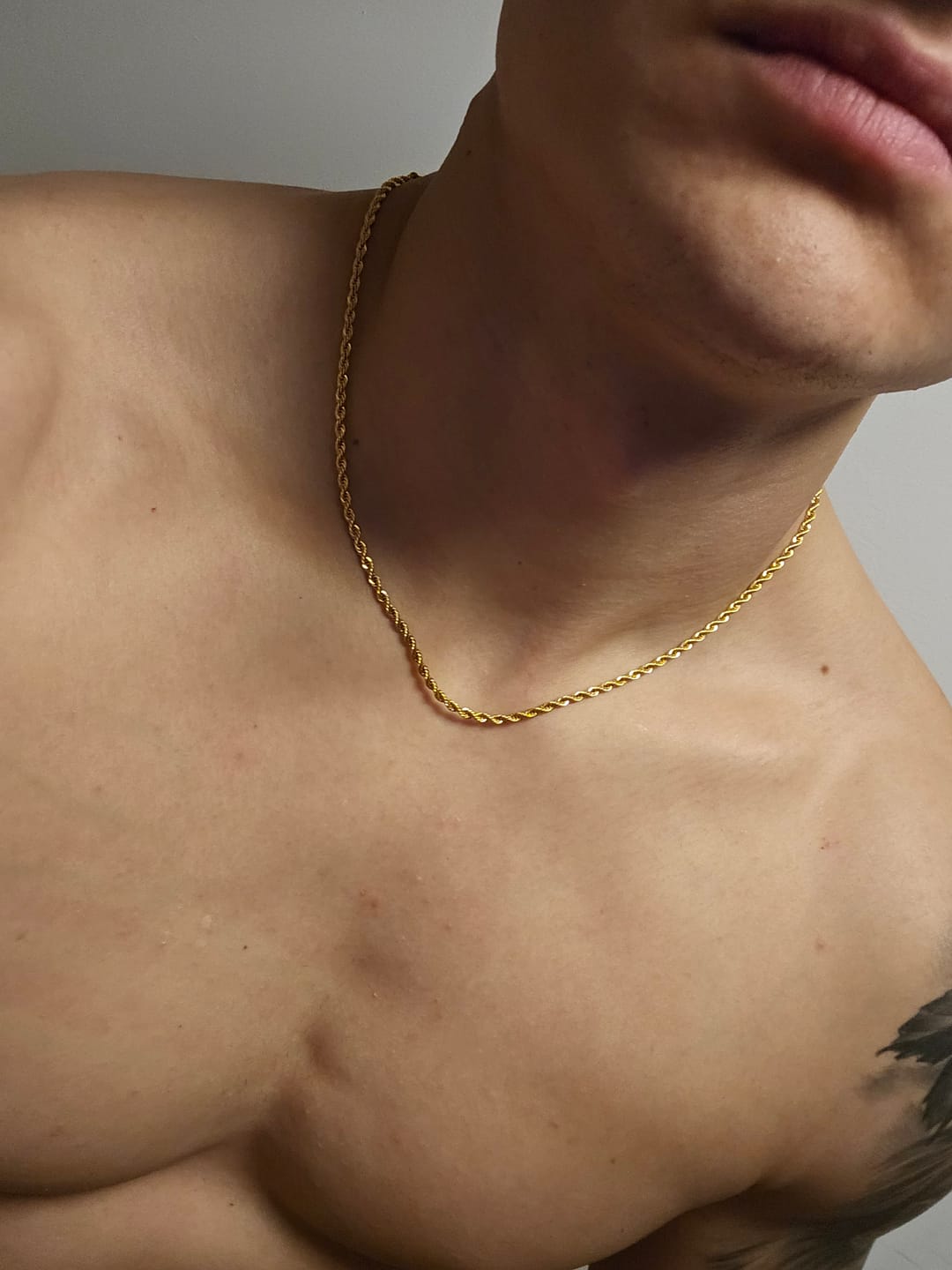 Customer photo review of CLEAN ROPE CHAIN. - 3MM 18K GOLD