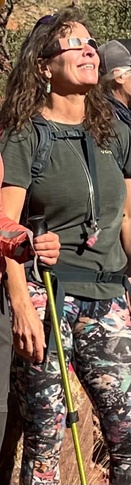 Customer photo review of Women's Short Sleeve Tech Tee