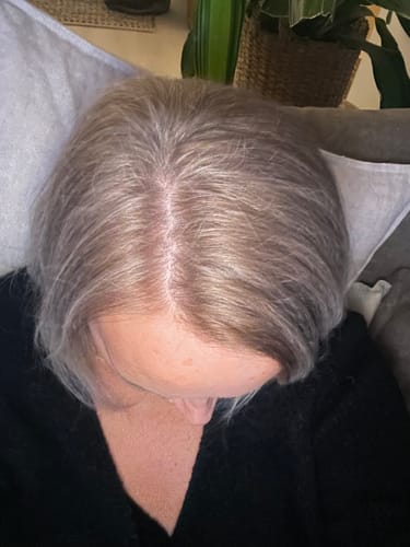 Customer photo review of LA Sunkissed Touch Up Color