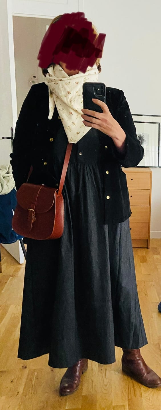 Customer photo review of Veste Annie - Velours côtelé noir