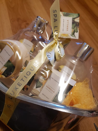 Customer photo review of Vanilla Spa Bathtub Set
